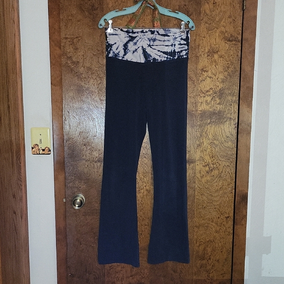 Victoria's Secret Pants - Victoria's Secret Navy Blue Tie-Dye Yoga Pants Small